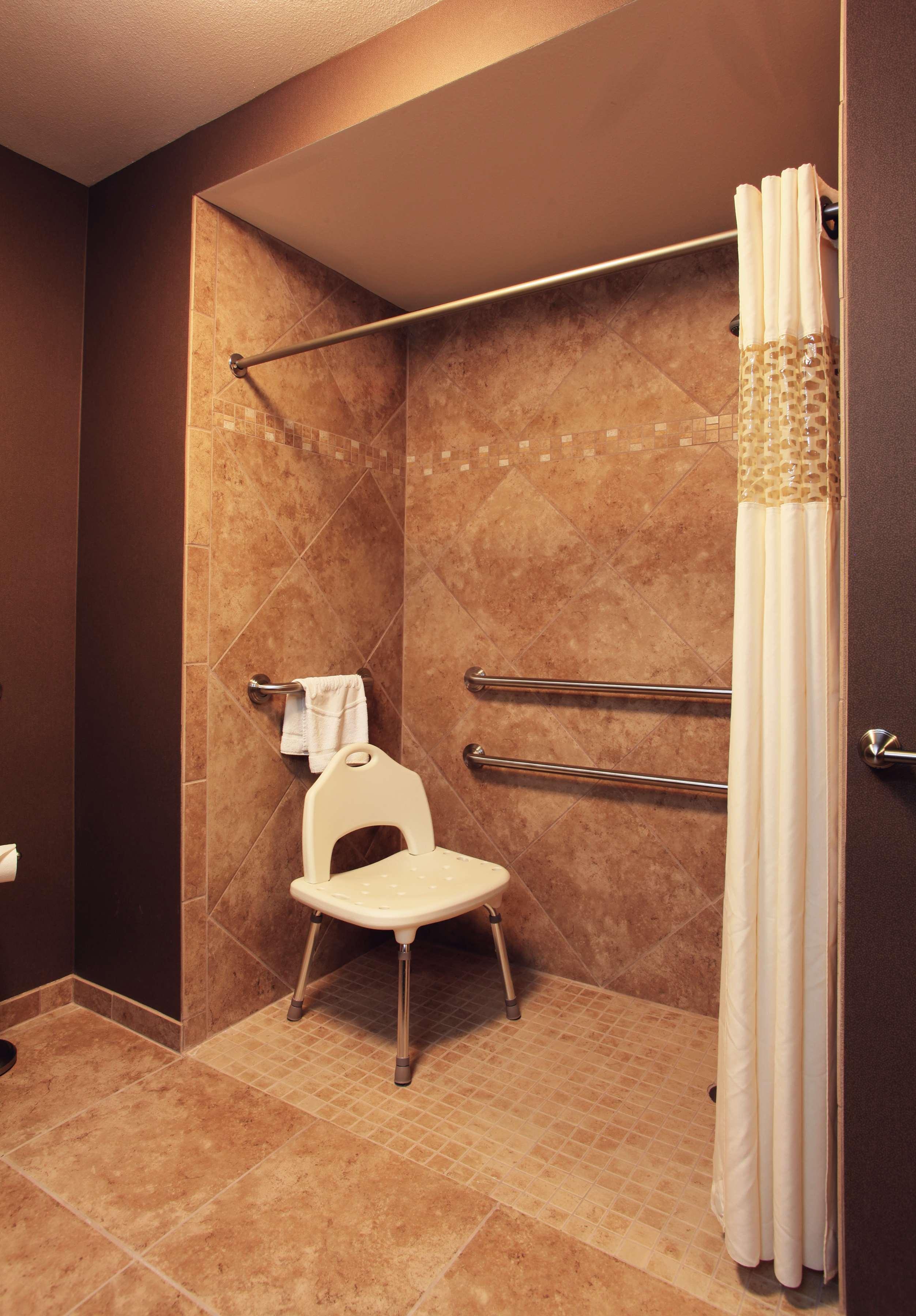 Hampton Inn & Suites Пасо Роблес Екстериор снимка