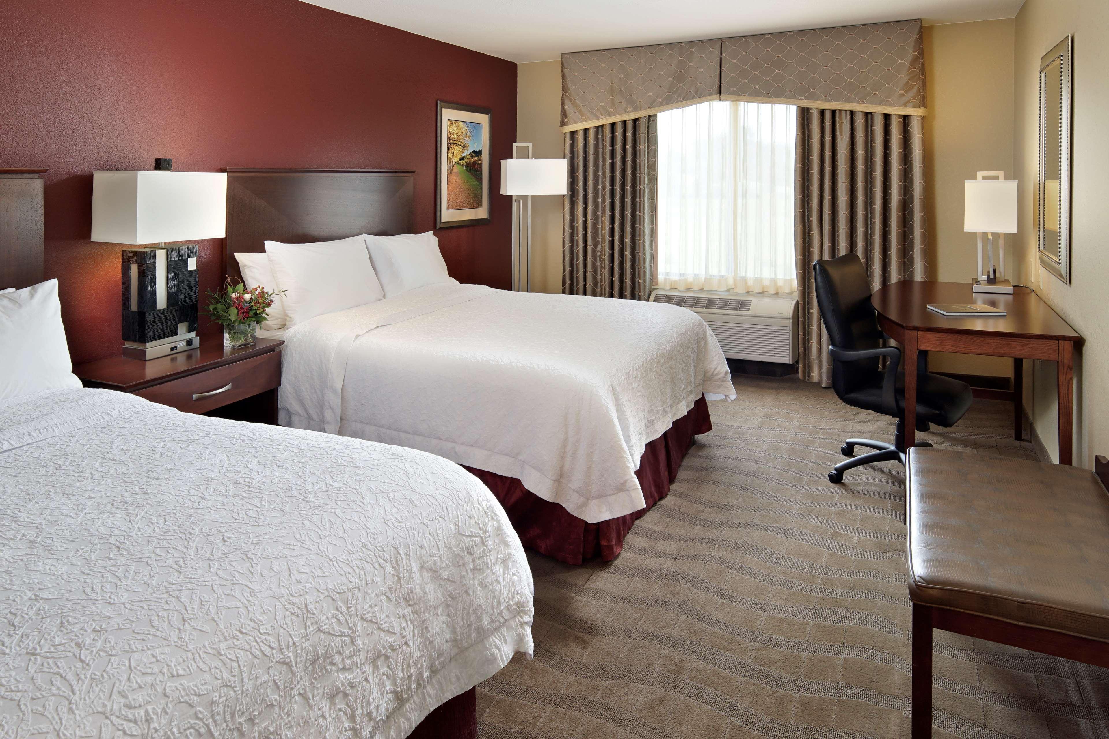 Hampton Inn & Suites Пасо Роблес Стая снимка