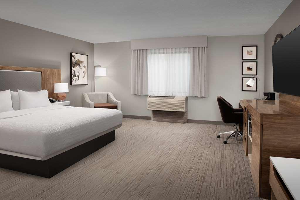 Hampton Inn & Suites Пасо Роблес Стая снимка