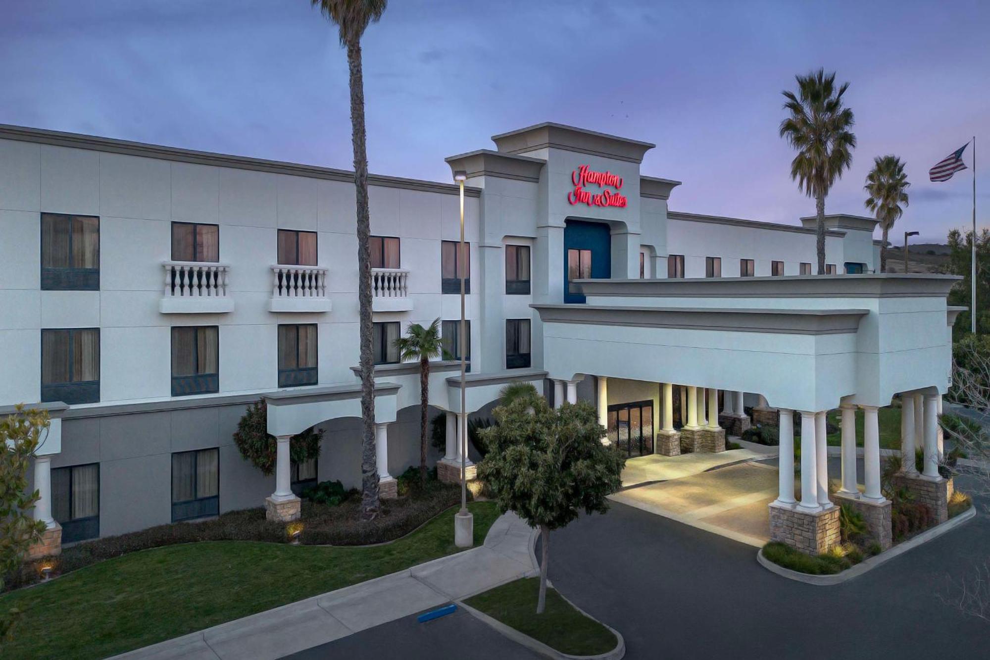 Hampton Inn & Suites Пасо Роблес Екстериор снимка